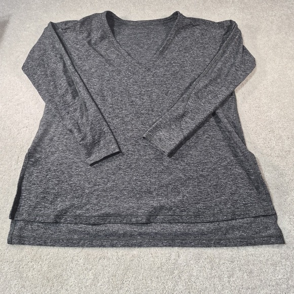 lululemon athletica Tops - Lululemon "Dash To Class" Long Sleeve Top Women Gray Pullover V Neck Split Sides